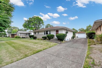 1285 Bernhard Rd, Columbus, OH 43227 - photo 4