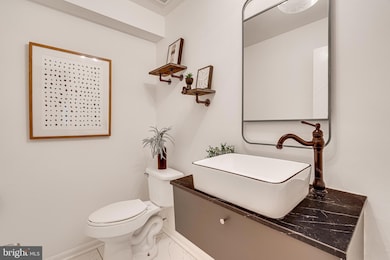 5307 Richardson Dr, Fairfax, VA 22032 - photo 6