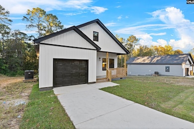 9425 Commonwealth Blvd, Columbia, SC 29209 - photo 2