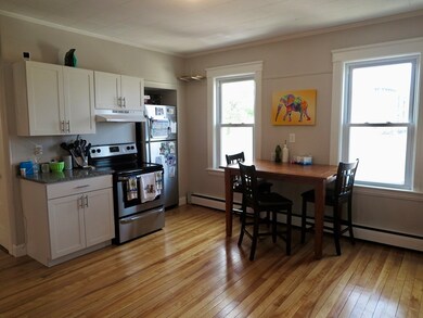 19 Dustin St unit 2, Worcester, MA 01604 - photo 4