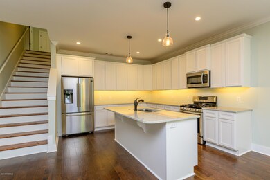 117 Middle Rd-4