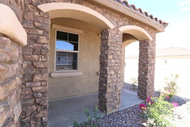 COVERED PORCH