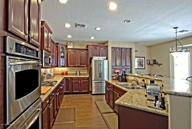 006_Gourmet Kitchen