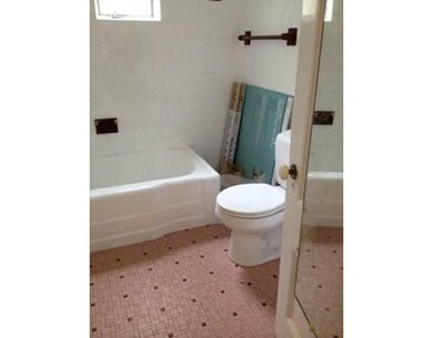 139 Antrim St unit 2, Cambridge, MA 02139 - photo 6