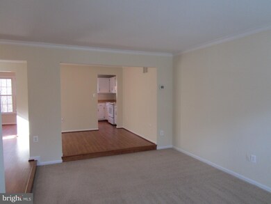 7932 Forest Path Way, Springfield, VA 22153 - photo 6