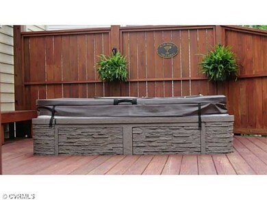 Exterior Back - Wonderful hot tub overlooking priv
