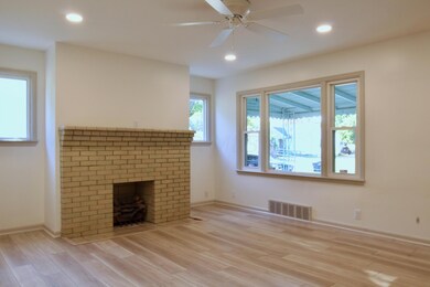 1460 Graf St - 7