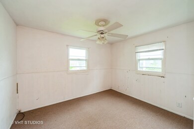 143 Keller Ave, Waukegan, IL 60085 - photo 5
