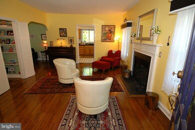 4029 7th St S, Arlington, VA 22204 - photo 4