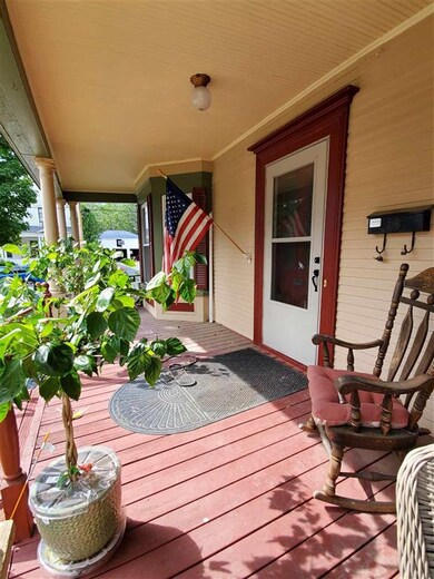 400 Spring St, Saint Johnsbury, VT 05819 - photo 2