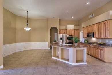 23946 N 77th Way-9
