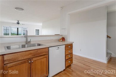 71 Rotunda Cir, Asheville, NC 28806 - photo 7