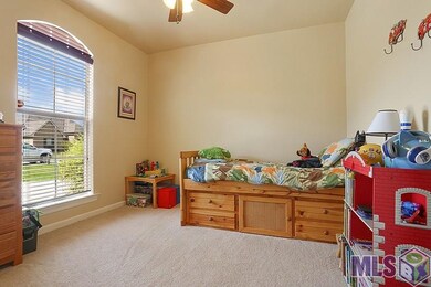 1511 Pecan Crossing Ave, Zachary, LA 70791 - photo 7
