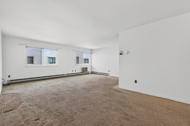 34 Crescent St unit 2D, Stamford, CT 06906 - photo 5
