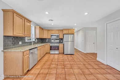 123 N Hyde Park Ave, Scranton, PA 18504 - photo 6