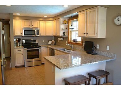 Kitchen. New stainless appliances,...