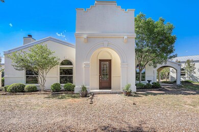 102 Lantana Dr, Granbury, TX 76049 - photo 4