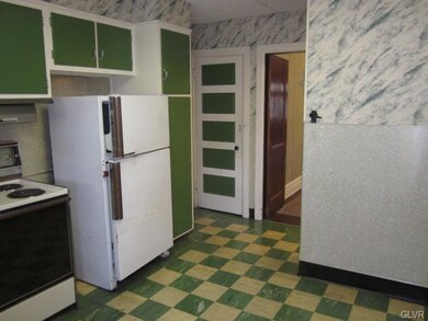 638 N 12th St, Allentown, PA 18102 - photo 6