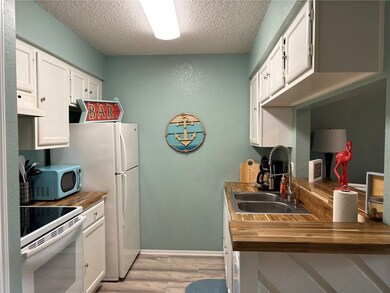 14825 Windward Dr unit 219, Corpus Christi, TX 78418 - photo 7