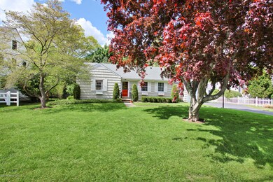 83 Lockwood Rd Greenwich CT-large-002-3-