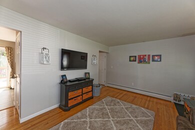 16 Brunswick Park Dr, Troy, NY 12180 - photo 5