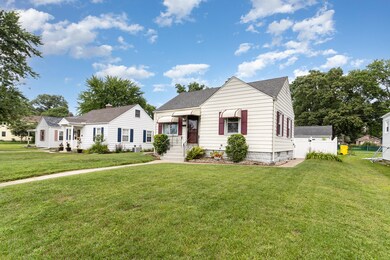 137 N Raymond St, Griffith, IN 46319 - photo 2