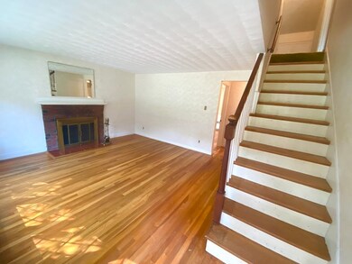 40 Ravenswood Rd, Waltham, MA 02453 - photo 4