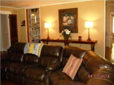 509 Duperier Ave, New Iberia, LA 70563 - photo 7