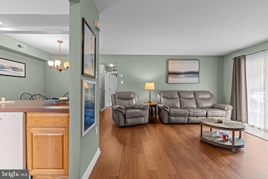 790 E Parker St unit A1, Langhorne, PA 19047 - photo 3