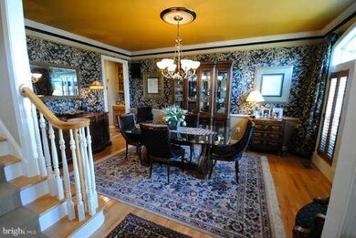 829 Crystal Palace Ct, Owings Mills, MD 21117 - photo 2