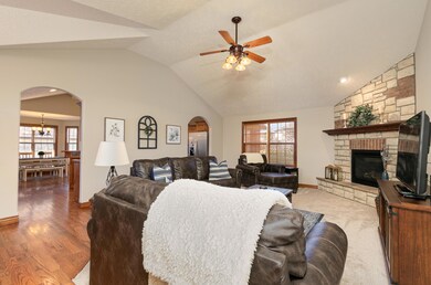 607 N Montclair Way, Nixa, MO 65714 - photo 6