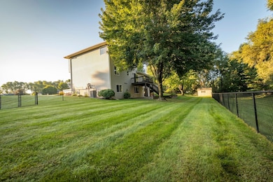 Walkimg Distance to parks, Cannon Valley Trail, and Downtown