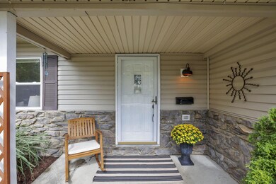 1736 Alpine Dr, Columbus, OH 43229 - photo 5