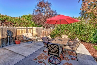 1272 Greentree Way, Central Point, OR 97502 - photo 5