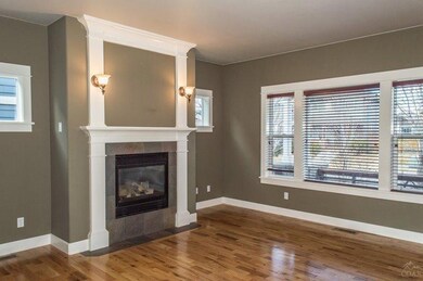 21329 Oakview Dr, Bend, OR 97701 - photo 5