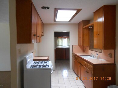Kitchen DSCN5478