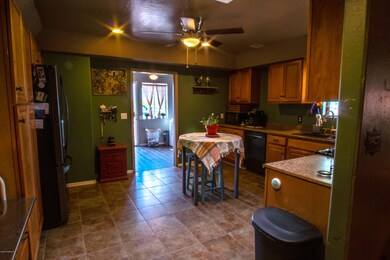 21355 N Ridgeview Rd, Paulden, AZ 86334 - photo 4