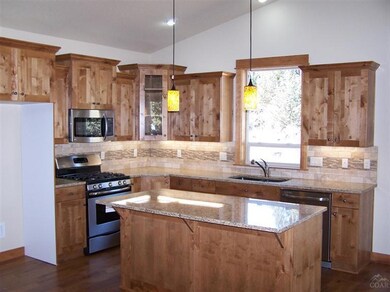 20860 Rorick Dr, Bend, OR 97701 - photo 6