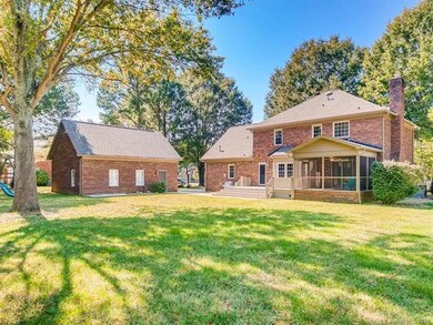 Spacious Back Yard & Separate Full Brick Detached 