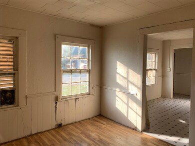 2711 W Walker St unit 103, Denison, TX 75020 - photo 6