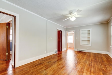07_6104_SW_5th_St7_mls