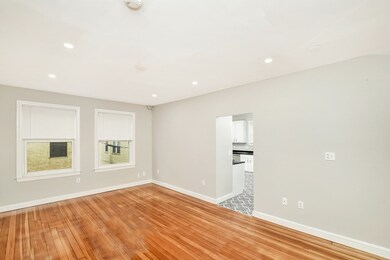 109 Walnut St unit 4, Somerville, MA 02145 - photo 7