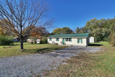 219 Rigney Dr, Manchester, TN 37355 - photo 2