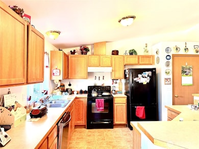 1258 SW Sylvenus St, Chehalis, WA 98532 - photo 5