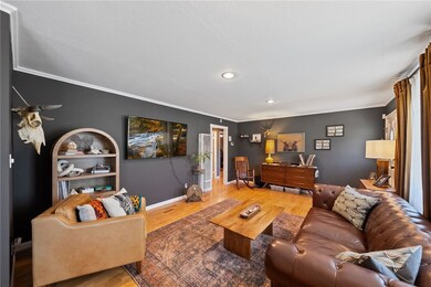 4833 Chateau Dr, San Diego, CA 92117 - photo 4