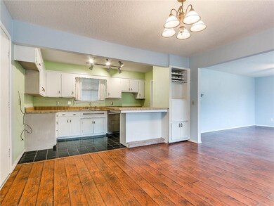 5816 NW 68th St, Warr Acres, OK 73132 - photo 6