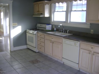 266 Vanderveer Place, Long Branch, NJ 07740 - photo 7