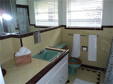 431 W 32nd St, Houston, TX 77018 - photo 6