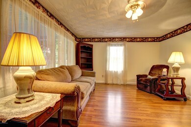 13' X 17' Living Room