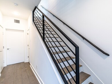 1236 W 25th St unit E, Houston, TX 77008 - photo 4